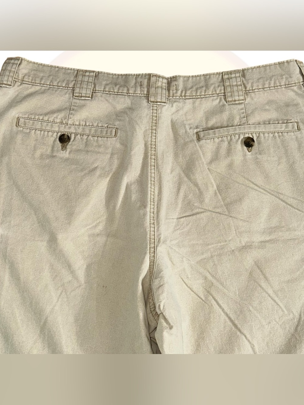 Men’s L.L. Bean Natural Fit Cargo Shorts - Picture 4 of 7